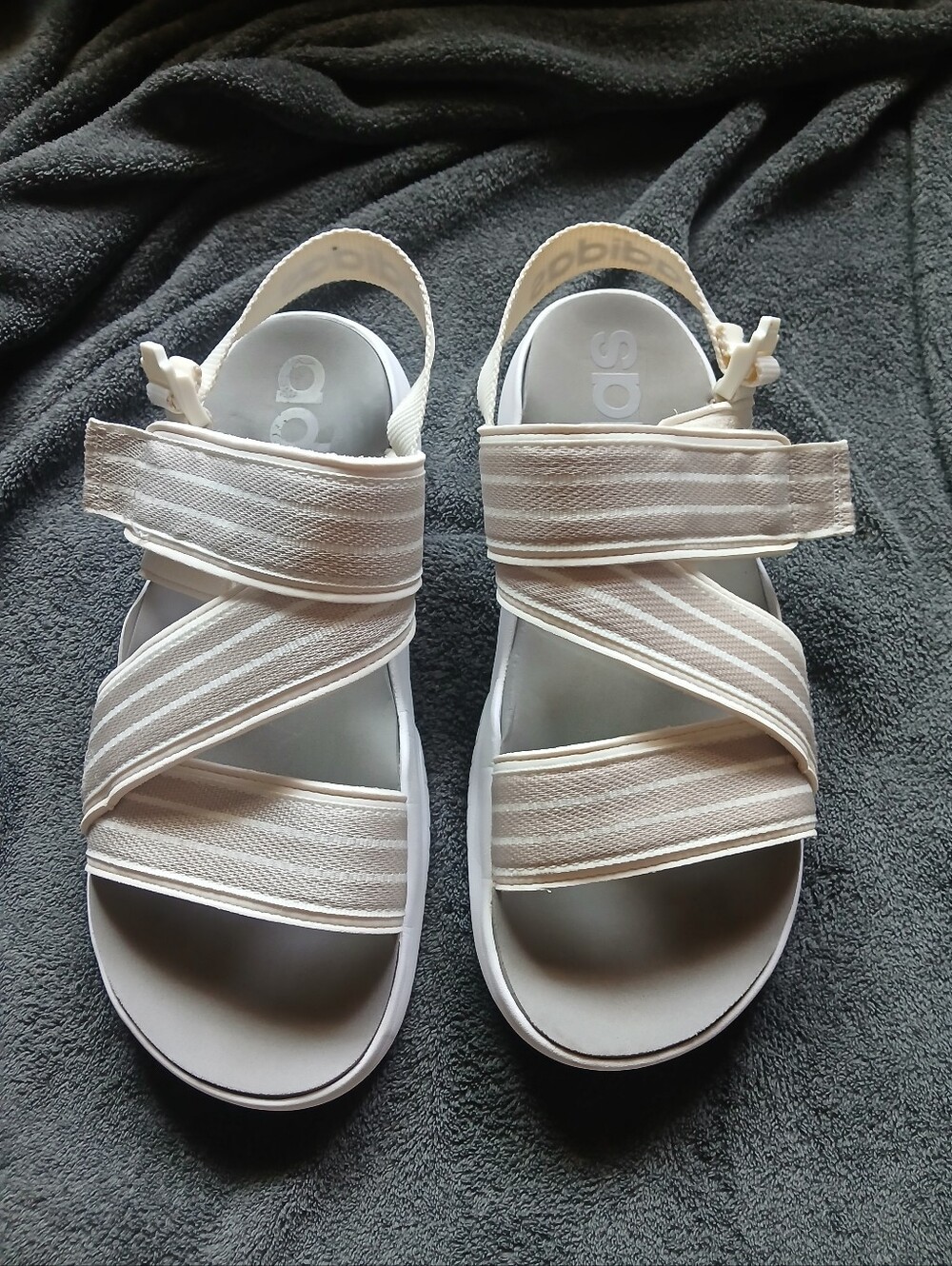 Adidas 90s Sandals